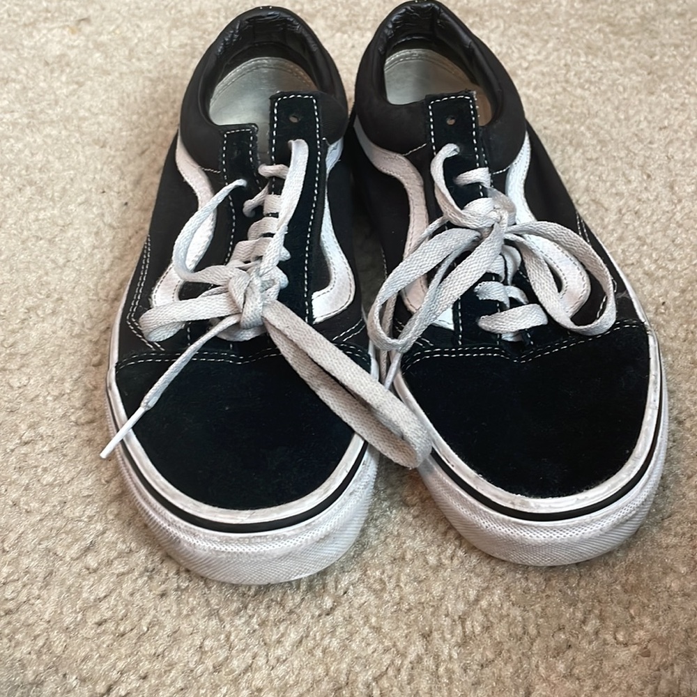 Vans - Picture 4 of 5